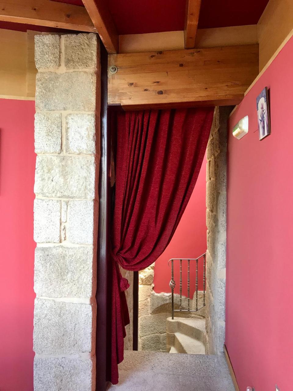 Hotel Monumento Castelo De Maceda Eksteriør bilde